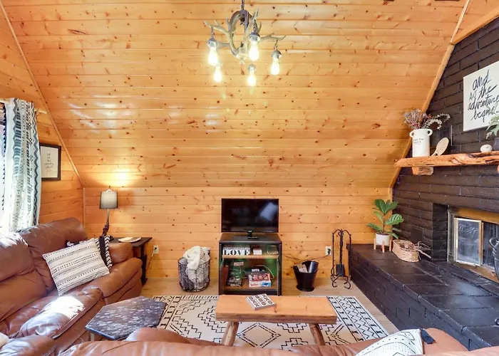 Decks + Fire Pit: Rustic-modern Cabin! Overgaard